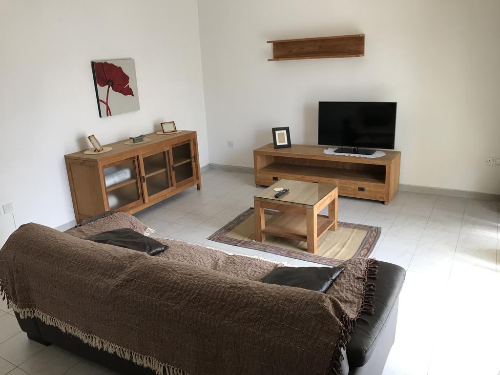 Swieqi Semi Detached Maisonette San Ġiljan Extérieur photo