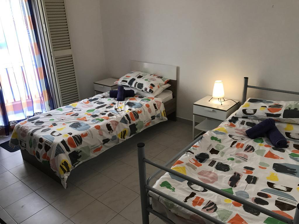Swieqi Semi Detached Maisonette San Ġiljan Extérieur photo